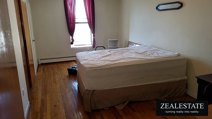 Rented by ZealEstate Group Inc | media 43