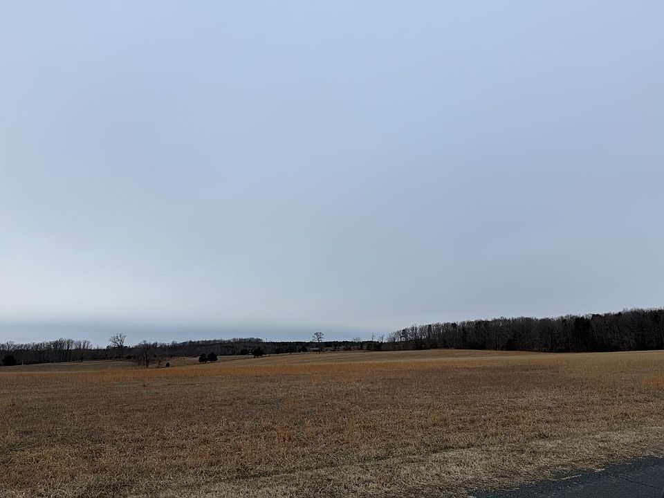 1st image of 660 Heights School Rd