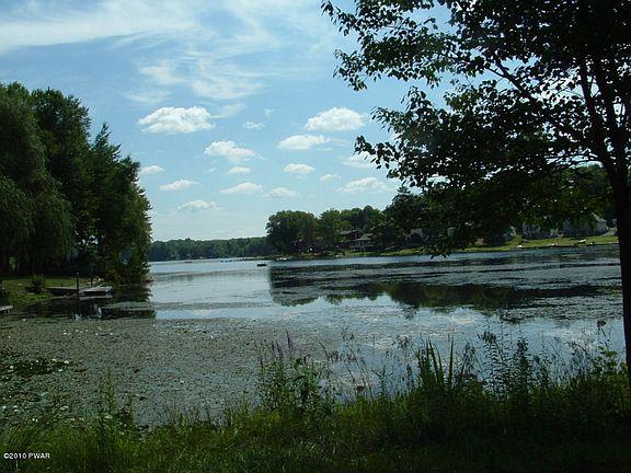 4th image of 6 White Ln