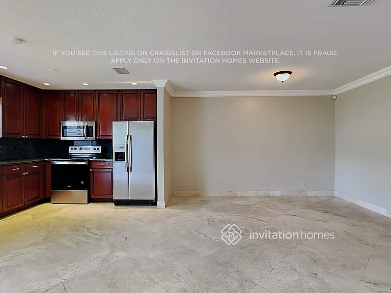 5818 Northpointe Ln — Photo 5
