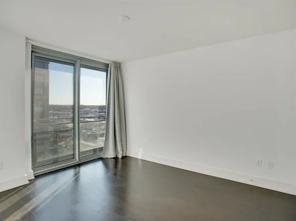 201 Luis M Marin Boulevard image 7 of 12