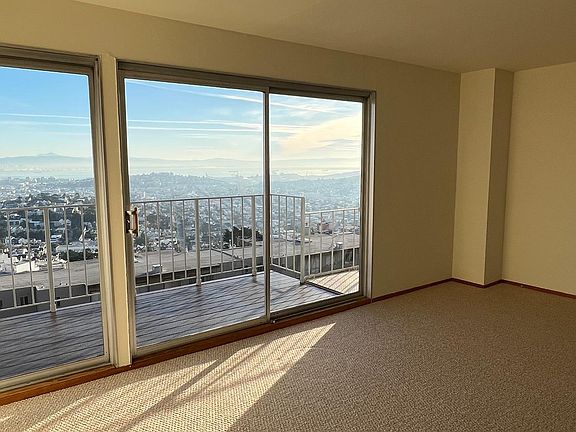 4th image of 70 Parkridge Dr APT 9