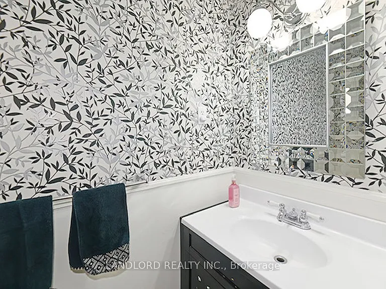 88 Carmichael Ave — Photo 16