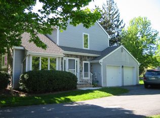 16 Black Briar Ln, Wayne, NJ 07470