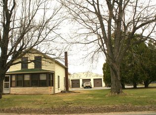 23 Pine St, Keeseville, NY 12944