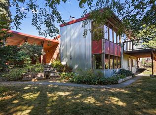 8025 240th St SW, Edmonds, WA 98026