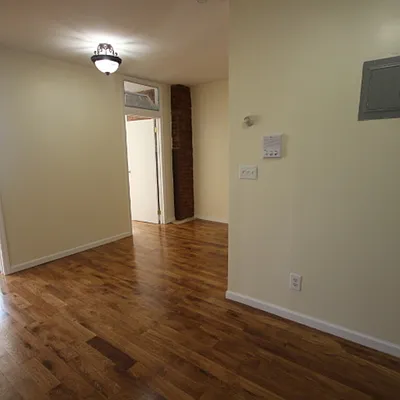Rented by Nooklyn NYC LLC | media 64