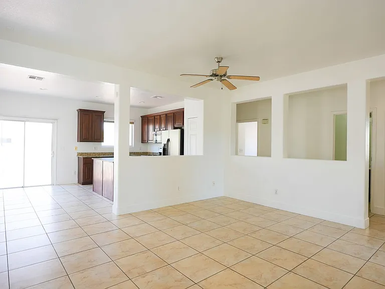5313 Wild Sunflower St — Photo 7
