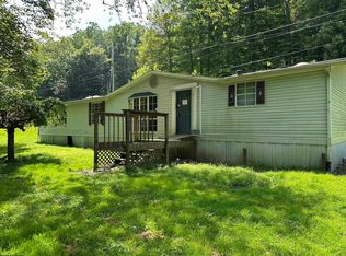 366 Samaria Rd, Fairmont, WV 26554