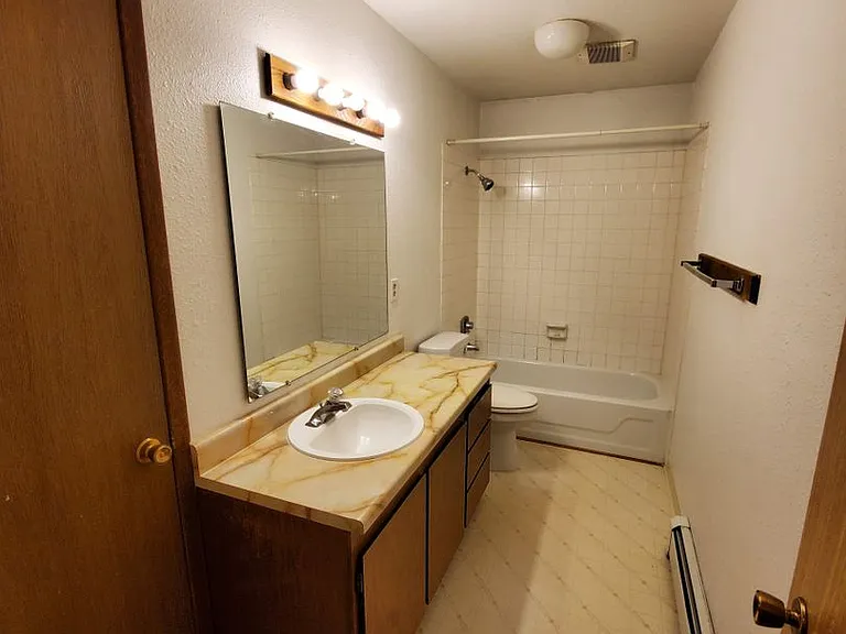 3276 Adams Dr — Photo 6