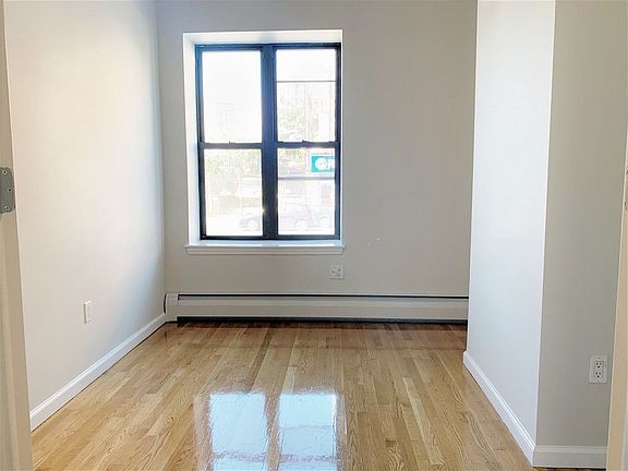 4th image of 144 Bruckner Blvd APT 1A