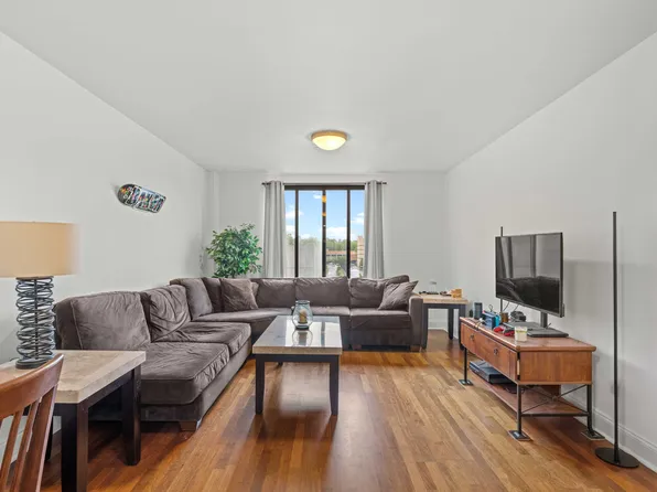721 Flushing Avenue image 1 of 10