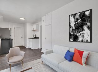 814 Vine St APT 4, Lansing, MI 48912
