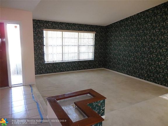 5th image of 9400 NW 10th St