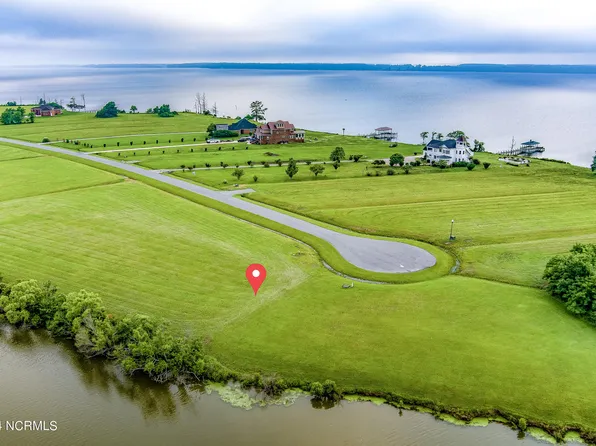 90 Pelican Ct, Hertford, NC 27944