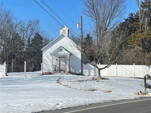 8146 Highway O, Villa Ridge, MO 63089