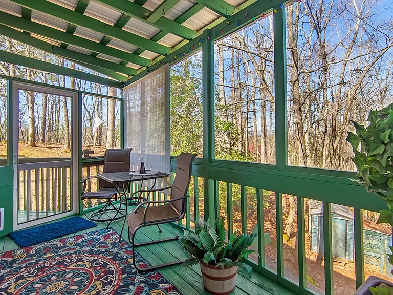 102 Mizzen Ct — Photo 29
