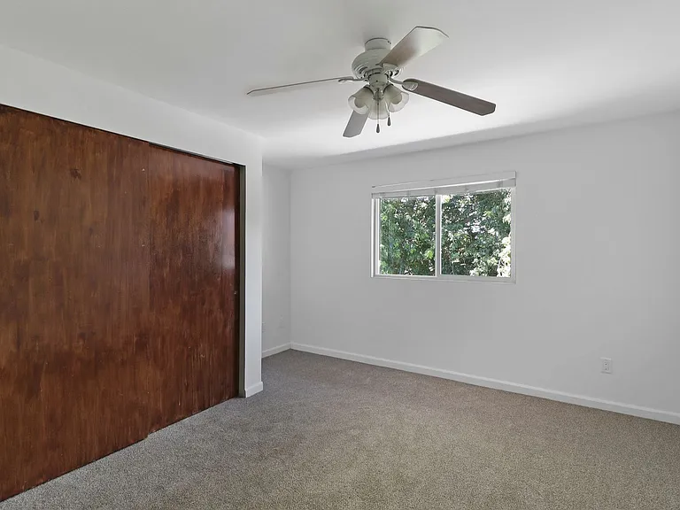 730 SE 8th Ave #H202 — Photo 9