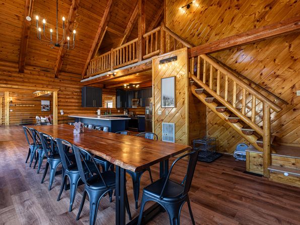 680 W Arrowhead Dr, Panguitch, UT 84759