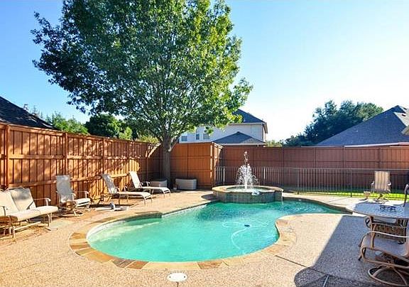 3rd image of 6812 Wedgestone Dr