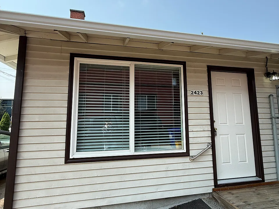 2427 NE Glisan St #2423