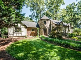 1761 4th Street Cir NE, Hickory, NC 28601