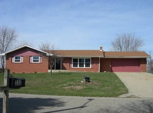 330 W Plum St, Argos, IN 46501