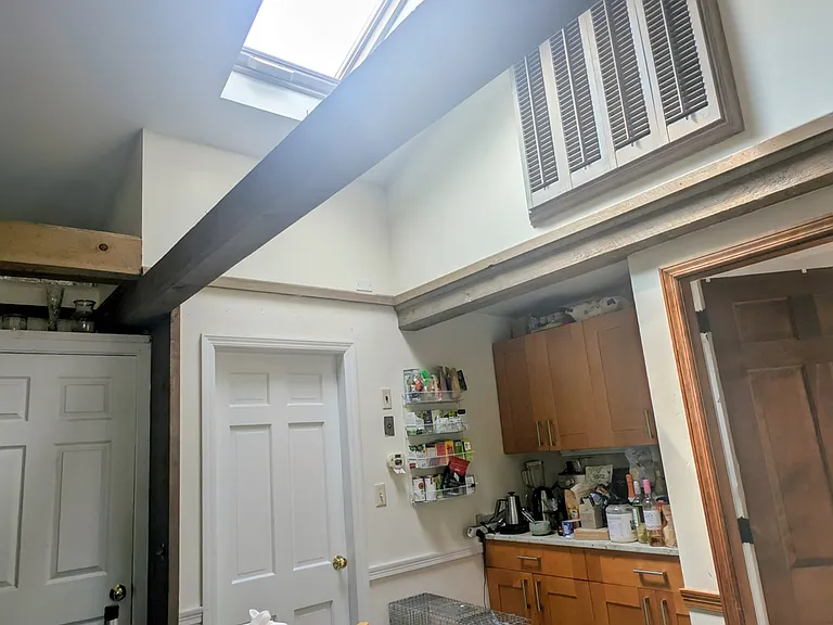 72 Cushing St #1 — Photo 3