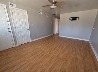 612 S 14th Ave APT 1, Maywood, IL