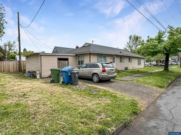 1615 Grant St NE, Salem, OR 97301