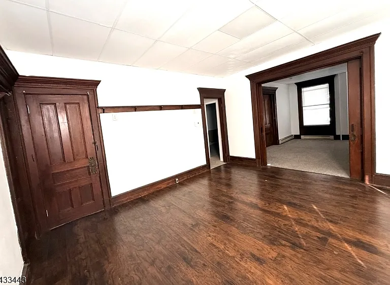 100 Main St #1 — Photo 3