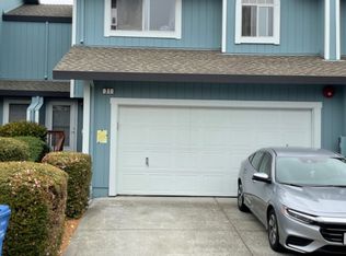 21 Regents Cir, Rohnert Park, CA 94928