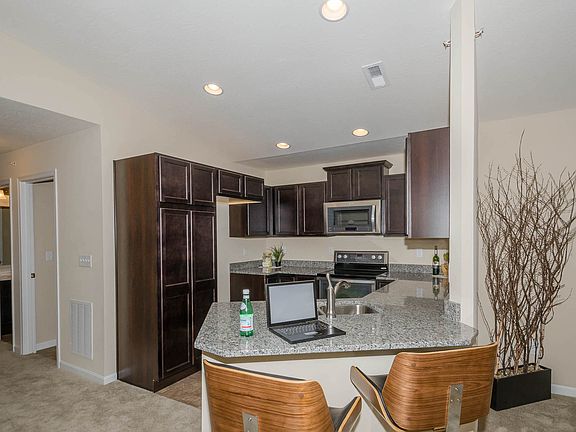 4th image of 7393 Flintshire Dr
