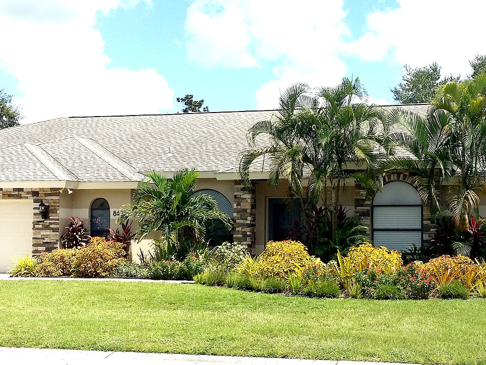 1st image of 8425 Palm Lakes Ct