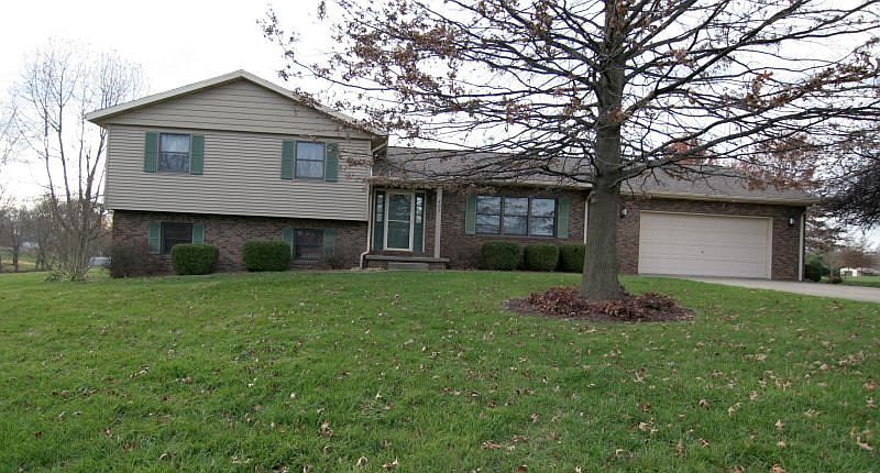 1st image of 407 N Sunshine Dr