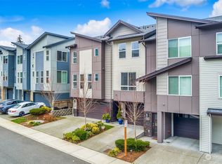15720 Meadow Rd UNIT L2, Lynnwood, WA 98037