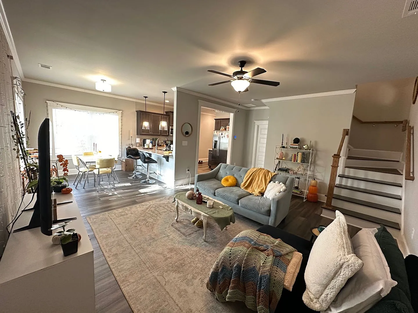Four Bedroom Available off MLK — Photo 2