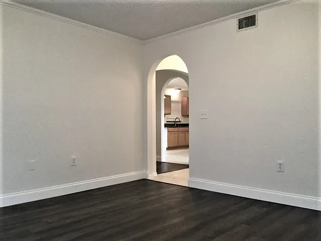 4 bed, 2.5 bath, 2170 sqft, $2,660 — Photo 4