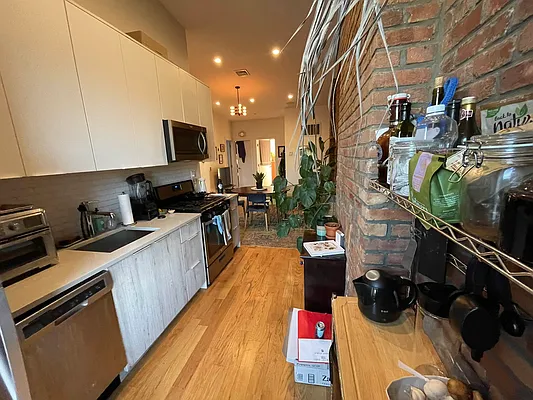 Rented by Rent Manager LLC  | media 17