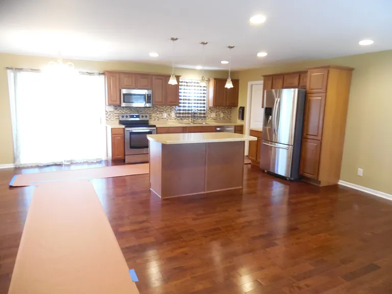 8760 Ashbrook Dr — Photo 7