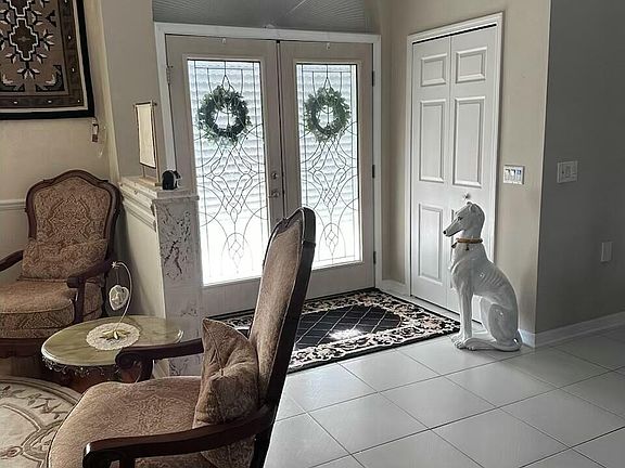 5th image of 4995 Winchester Dr