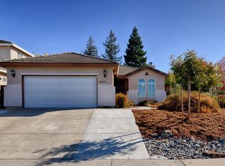 2202 Ranch House Ct, Auburn, CA 95603