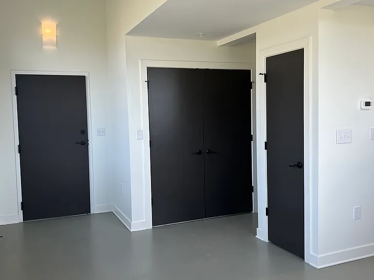 Pulaski Lofts — Photo 101