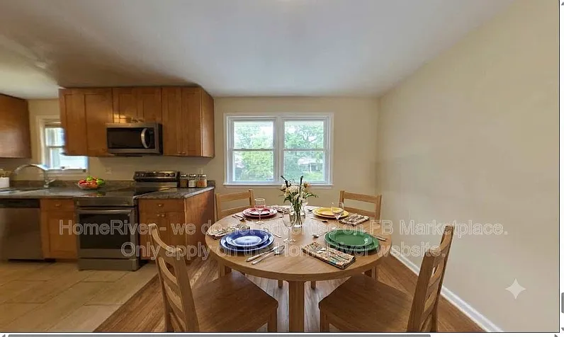 5 bed, 3.5 bath, $3,500 — Photo 3