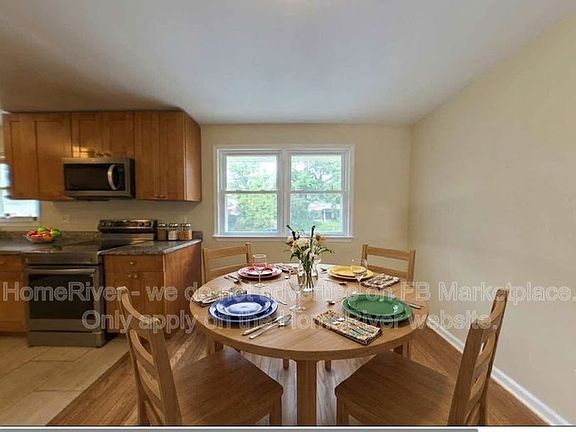 3rd image of 308 Pemberton St