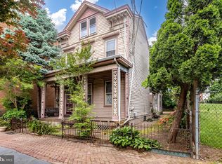 554 Centre St, Trenton, NJ 08611