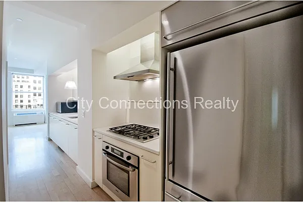 Rented by City Connections Realty | media 12