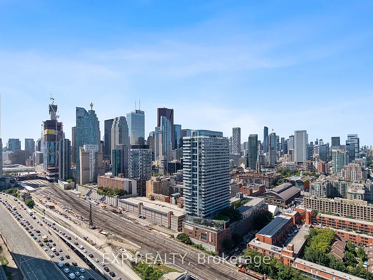 20 Richardson St #2710 — Photo 31