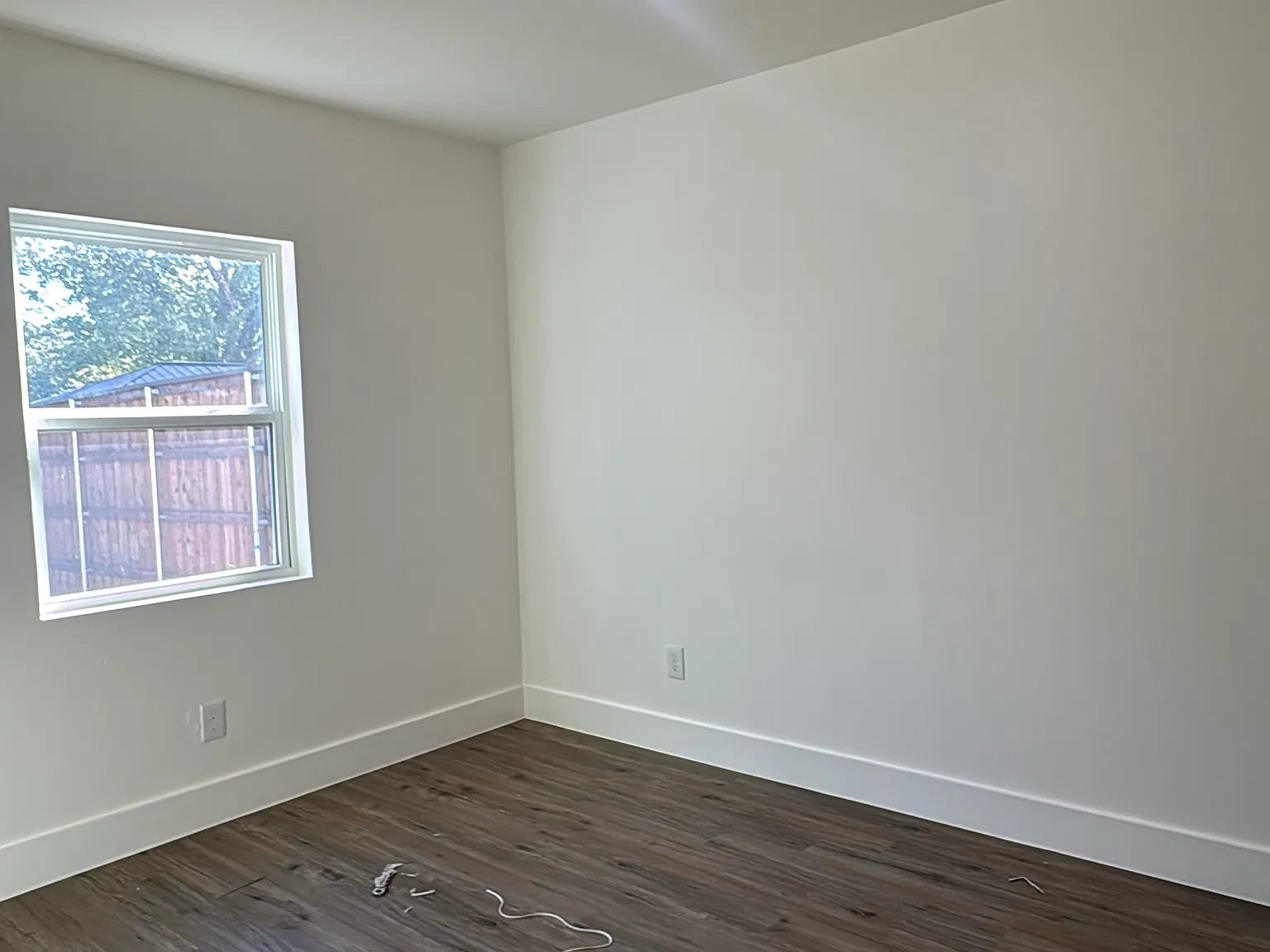 3 bed, 1200 sqft, $2,300 — Photo 4