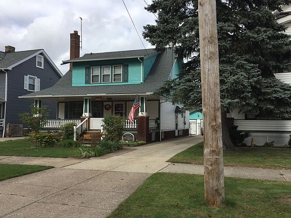 3rd image of 2206 Oak Park Ave